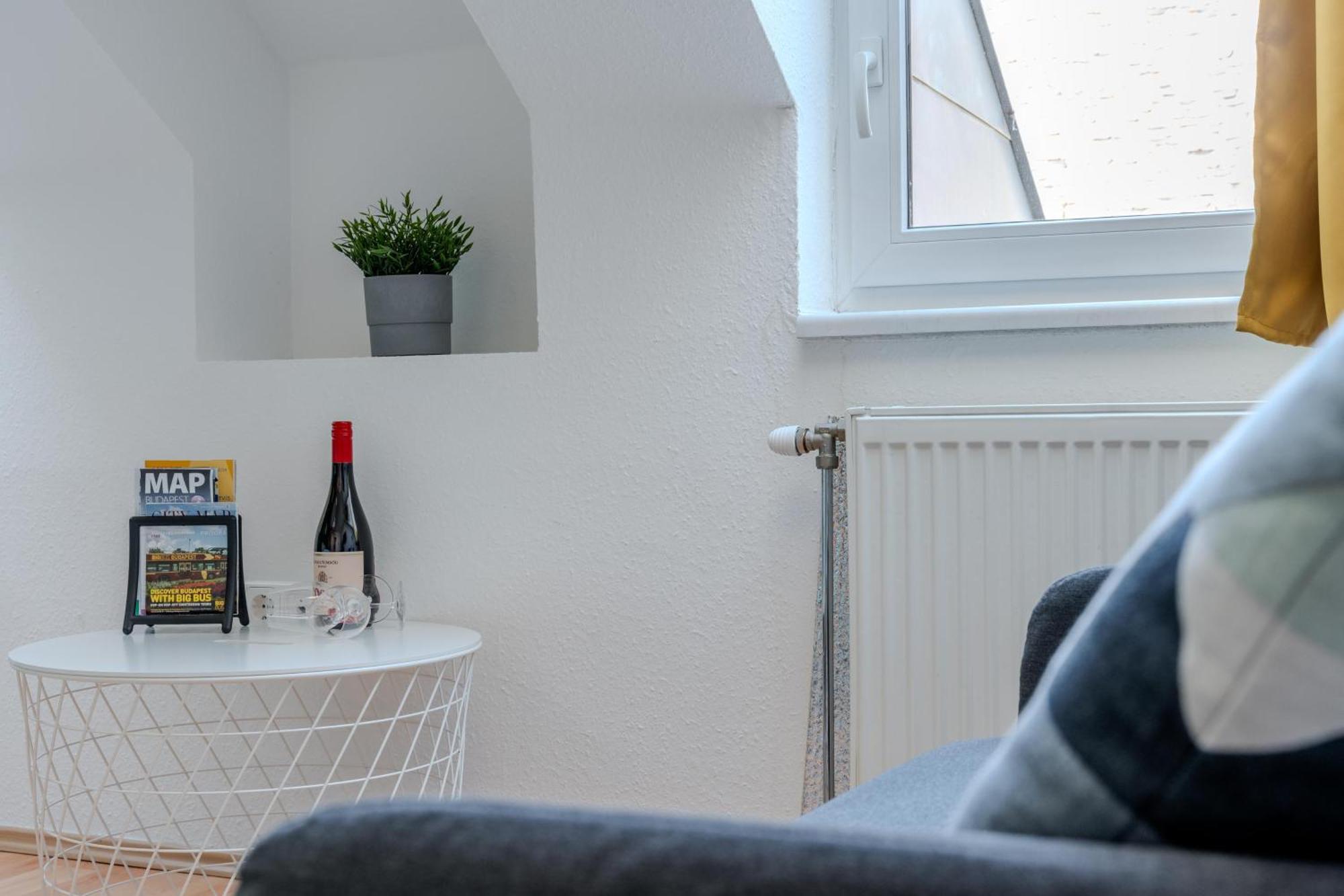 Cozy Flat In The Heart Of Buda Budapest Exterior photo